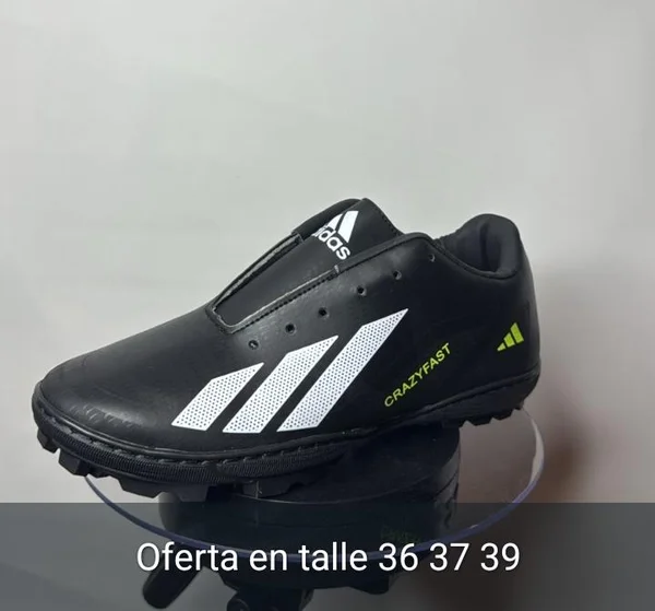 Botines Adidas Crazyfast Negros para Césped Sintético